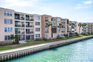 7910 Sun Island Dr S, South Pasadena, FL 33707 - Photo 11