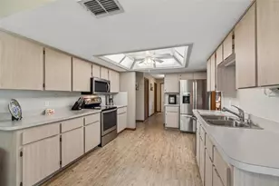 8300 N Pickinz Way, Citrus Springs, FL 34433 - Photo 17