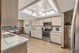 8300 N Pickinz Way, Citrus Springs, FL 34433 - Photo 13