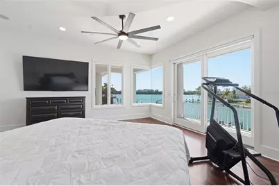 42 Midway Island, Clearwater, FL 33767 - Photo 59