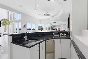 42 Midway Island, Clearwater, FL 33767 - Photo 25