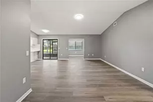 2140 Grand Cypress Dr, Lakeland, FL 33810 - Photo 19