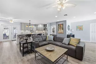 4339 50th Ave S, Saint Petersburg, FL 33711 - Photo 5