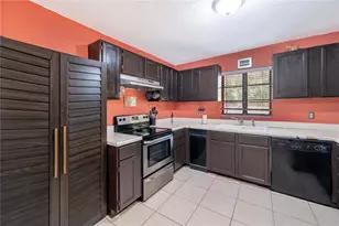 7410 5th Ave N, Saint Petersburg, FL 33710 - Photo 9