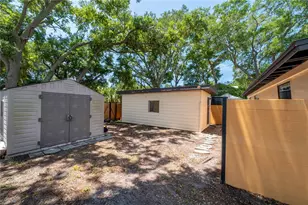 7410 5th Ave N, Saint Petersburg, FL 33710 - Photo 27