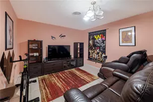 7410 5th Ave N, Saint Petersburg, FL 33710 - Photo 11