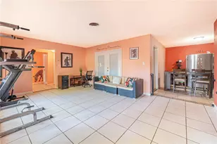 7410 5th Ave N, Saint Petersburg, FL 33710 - Photo 5