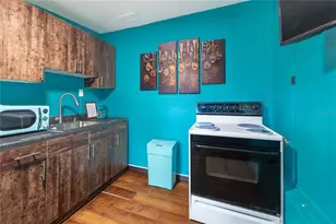7410 5th Ave N, Saint Petersburg, FL 33710 - Photo 17