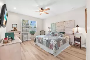 403 Morningside Dr, Valrico, FL 33594 - Photo 11