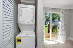 3626 Queen St N, Saint Petersburg, FL 33713 - Photo 17