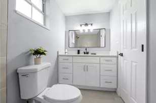 10918 N 29th St, Tampa, FL 33612 - Photo 19