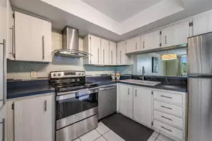 2621 Cove Cay Dr, Clearwater, FL 33760 - Photo 11