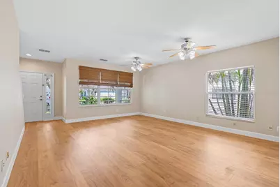 6122 Gannetdale Drive, Lithia, FL 33547 - Photo 7