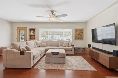 5665 34th Avenue N, Saint Petersburg, FL 33710 - Photo 3