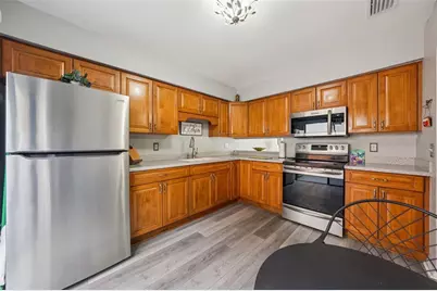 10305 Rosemount Drive, Tampa, FL 33624 - Photo 11