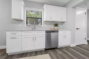 6112 N 23rd St, Tampa, FL 33610 - Photo 11