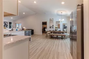 6896 Pebblebrooke Wy, Zephyrhills, FL 33541 - Photo 11