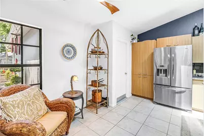 992 San Carlos Court NE, Saint Petersburg, FL 33702 - Photo 7