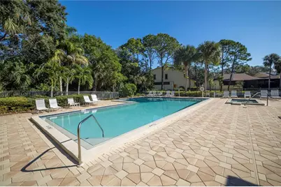 992 San Carlos Court NE, Saint Petersburg, FL 33702 - Photo 29