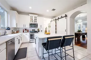 212 Excalibur Ct, Brandon, FL 33511 - Photo 17