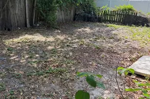 8105 N Klondyke St, Tampa, FL 33604 - Photo 21