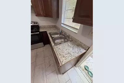 8105 N Klondyke Street, Tampa, FL 33604 - Photo 9