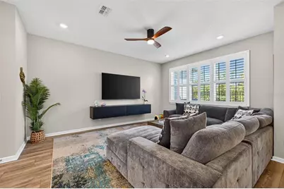 339 Sandbar Avenue NE, Saint Petersburg, FL 33716 - Photo 5