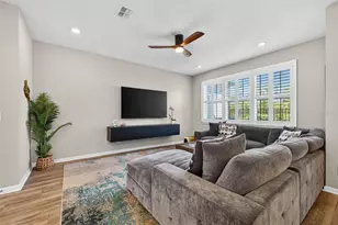 339 Sandbar Ave NE, Saint Petersburg, FL 33716 - Photo 5