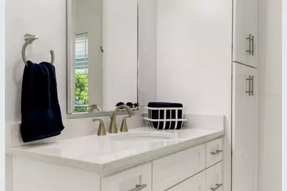 4009 Priory Circle, Tampa, FL 33618 - Photo 53