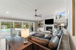 4009 Priory Cir, Tampa, FL 33618 - Photo 15