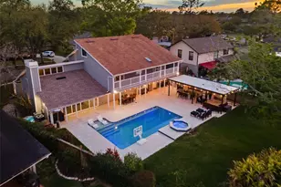 4009 Priory Cir, Tampa, FL 33618 - Photo 3