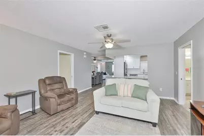 123 Wintersong Lane, Sun City Center, FL 33573 - Photo 15