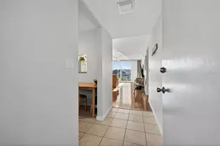 7625 Sun Island Dr S, South Pasadena, FL 33707 - Photo 3