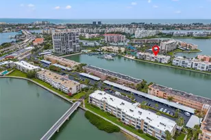 7625 Sun Island Dr S, South Pasadena, FL 33707 - Photo 29