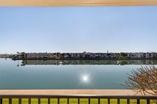 7625 Sun Island Dr S, South Pasadena, FL 33707 - Photo 25