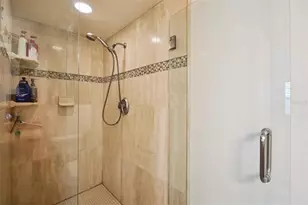 8300 Bardmoor Blvd, Seminole, FL 33777 - Photo 17