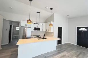 1014 16th Ave NW, Clearwater, FL 33756 - Photo 5