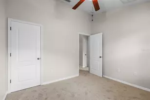 16612 Kingletside Ct, Lithia, FL 33547 - Photo 17