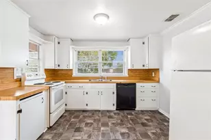 36841 Conley St, Zephyrhills, FL 33541 - Photo 71