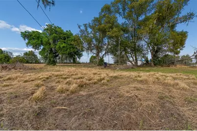 36841 Conley Street, Zephyrhills, FL 33541 - Photo 23