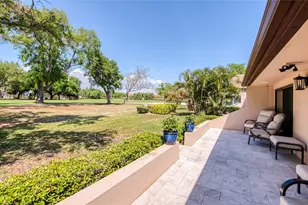 1307 Pelican Creek Crossing, Saint Petersburg, FL 33707 - Photo 29