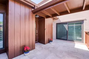 1307 Pelican Creek Crossing, Saint Petersburg, FL 33707 - Photo 63