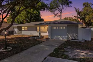 2190 Scotland Dr, Clearwater, FL 33763 - Photo 1