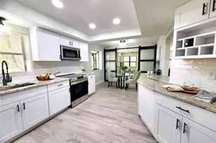 3529 Tanglewood Trail, Palm Harbor, FL 34685 - Photo 11