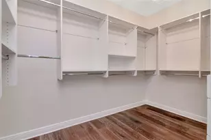 947 Hemingway Cir, Tampa, FL 33602 - Photo 25