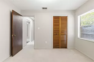 15925 Crying Wind Dr, Tampa, FL 33624 - Photo 31