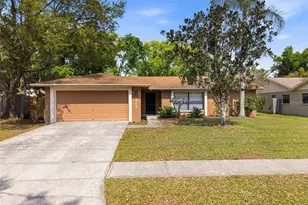 15925 Crying Wind Dr, Tampa, FL 33624 - Photo 3