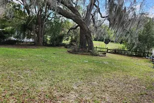 2434 W Gardenia Dr, Citrus Springs, FL 34434 - Photo 19