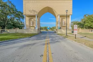 2457 Ecuadorian Way, Clearwater, FL 33763 - Photo 25