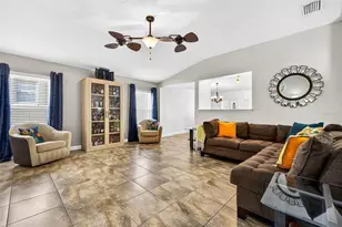 10404 Boyette Creek Blvd, Riverview, FL 33569 - Photo 11